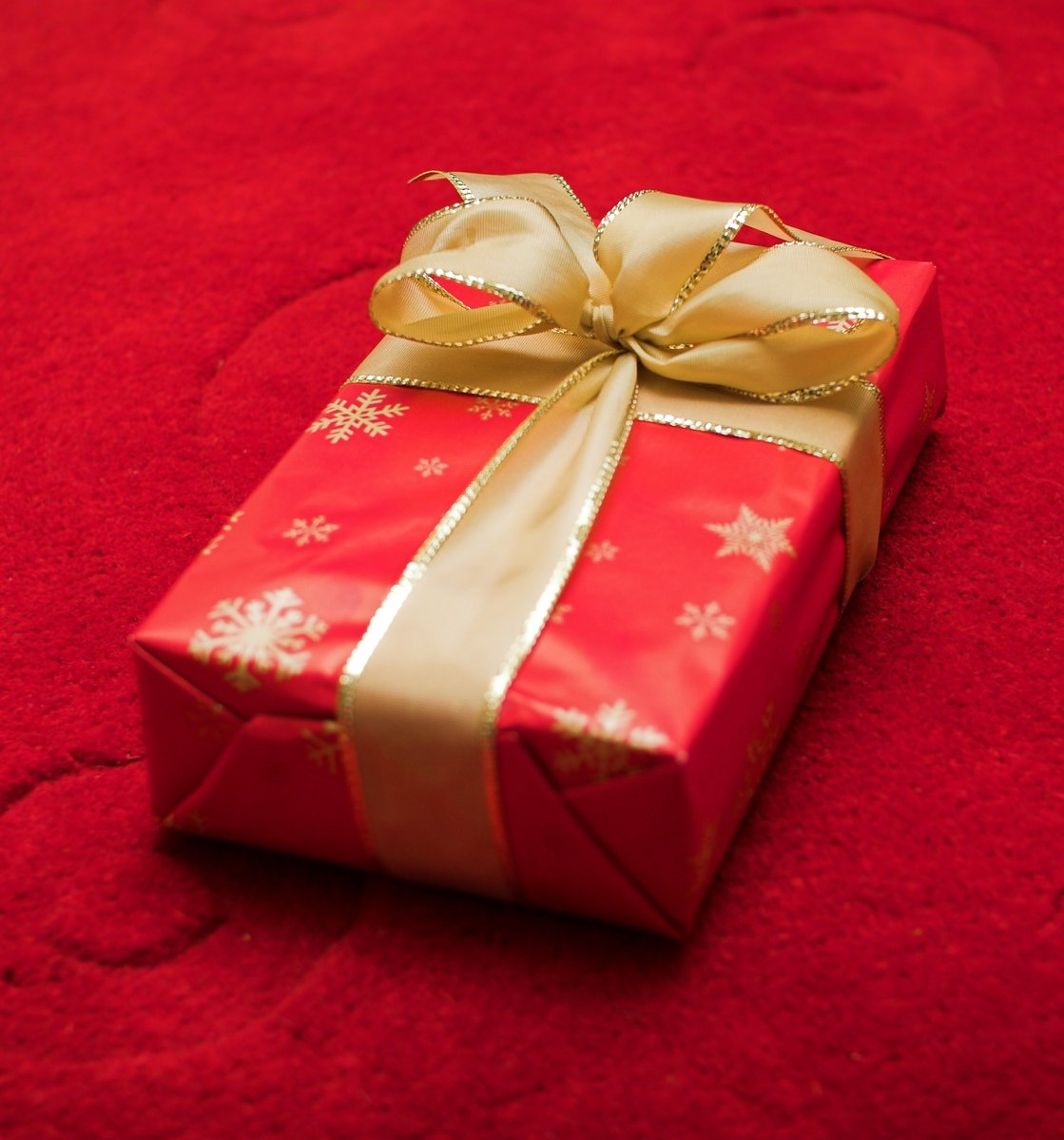 romantic present